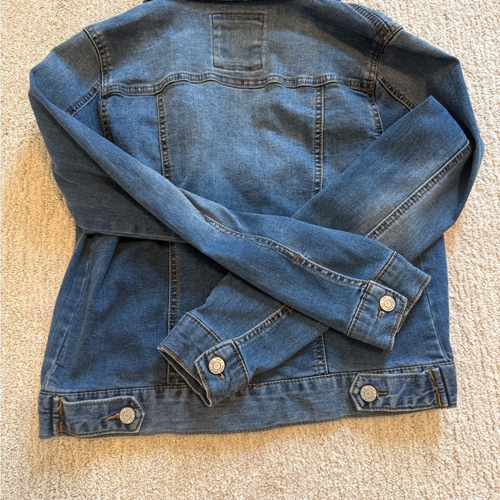 Vintage Y2K Mudd Denim Trucker Jacket - Distressed Faded Wash, Size Medium - Picture 3 of 9